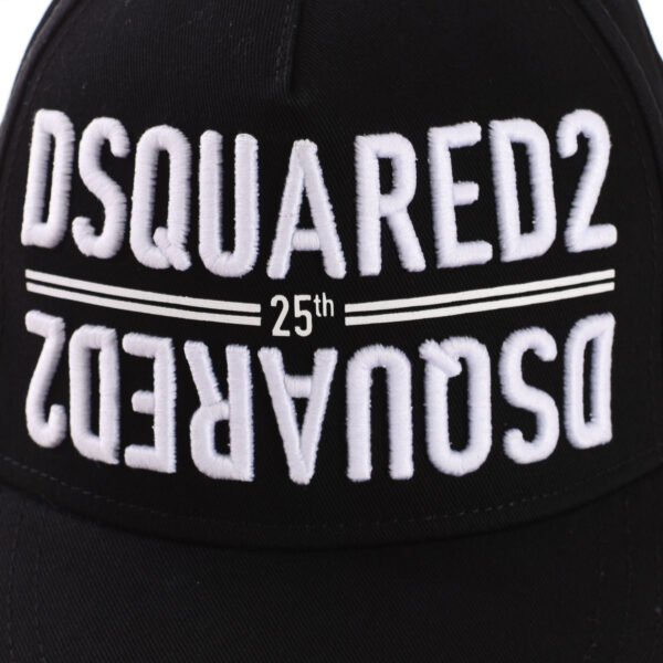 Cappellino con cinturino regolabile da uomo Dsquared2 BMC0340-05C00001