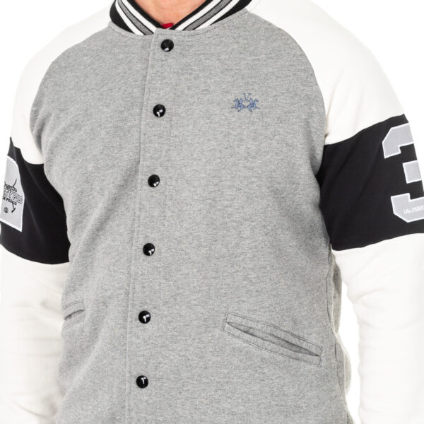 Cardigan a maniche lunghe dal taglio classico con chiusura a bottoni 2MO056 da uomo