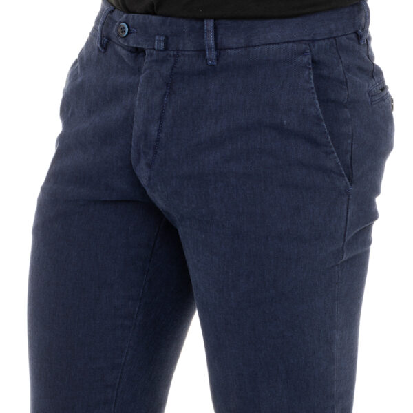 Pantalone lungo con basso con taglio dritto KMTA01 uomo