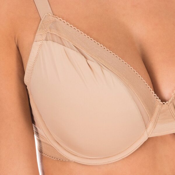 Reggiseno da donna con coppe lisce e ferretto F3648E