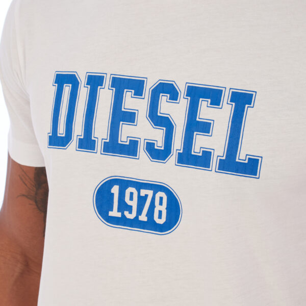 T-shirt stampata da uomo a maniche corte A03824-40GRAI