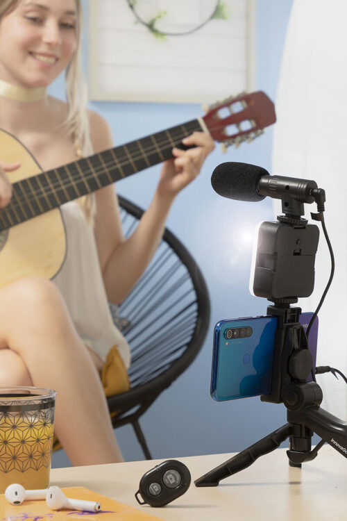Kit Vlogging con Luce, Microfono e Telecomando Plodni InnovaGoods 6 Pezzi
